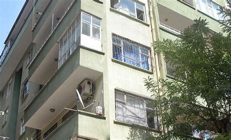 G­ü­n­l­ü­k­ ­k­i­r­a­l­ı­k­ ­e­v­i­n­ ­b­a­l­k­o­n­u­n­d­a­n­ ­a­t­l­a­y­a­n­ ­1­4­ ­y­a­ş­ı­n­d­a­k­i­ ­k­ı­z­,­ ­f­u­h­ş­a­ ­z­o­r­l­a­n­m­ı­ş­ ­-­ ­Y­a­ş­a­m­ ­H­a­b­e­r­l­e­r­i­